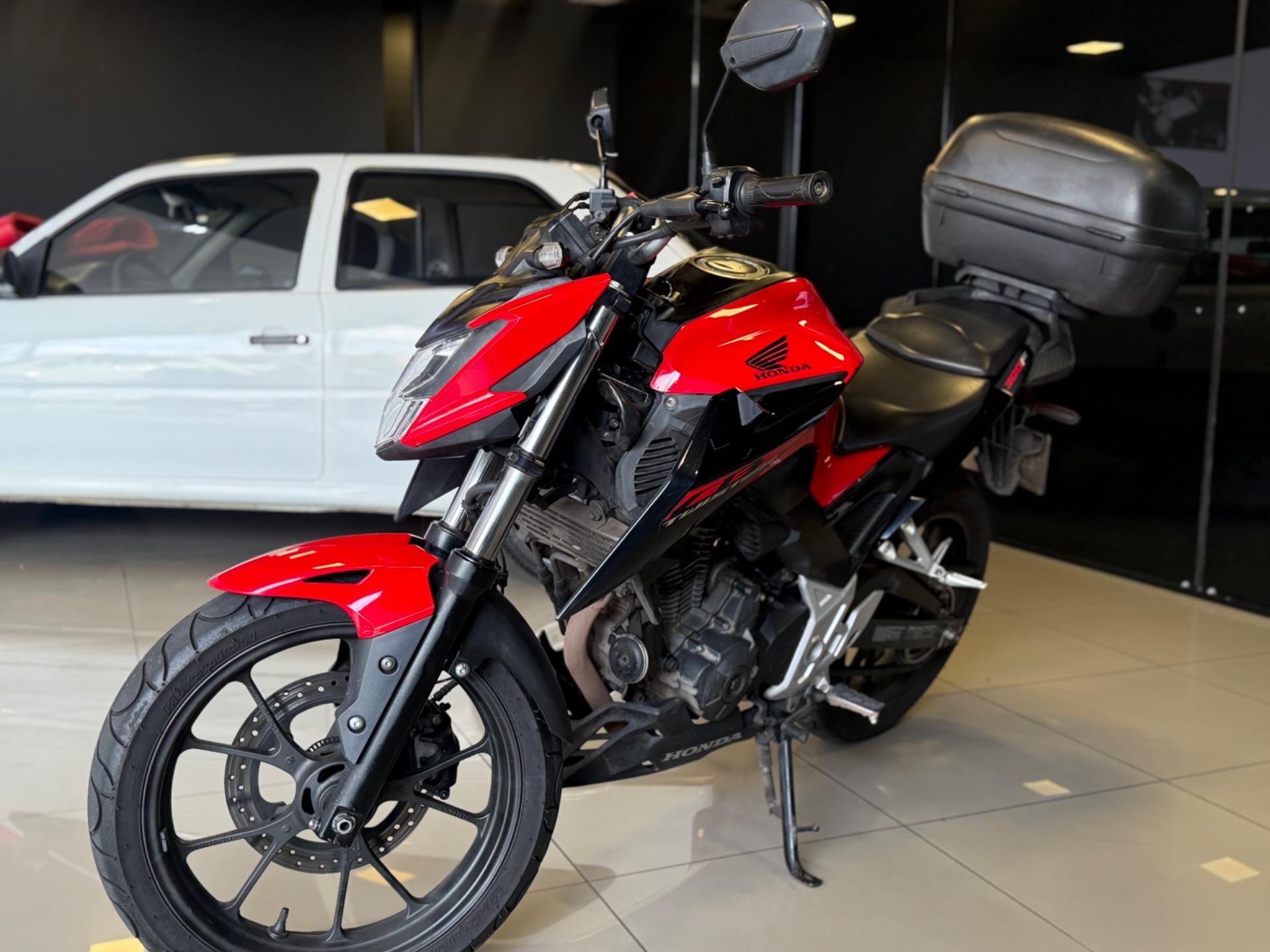 HONDA CB 300 F Twister - Foto