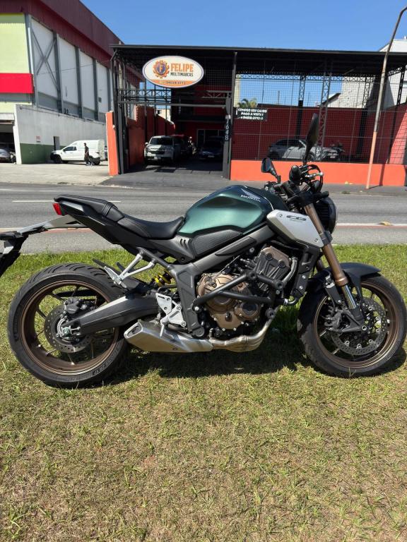 HONDA CB 650 R