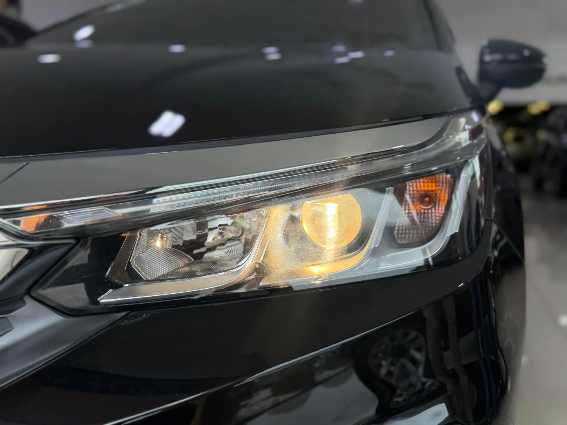 HONDA City Hatch - Foto