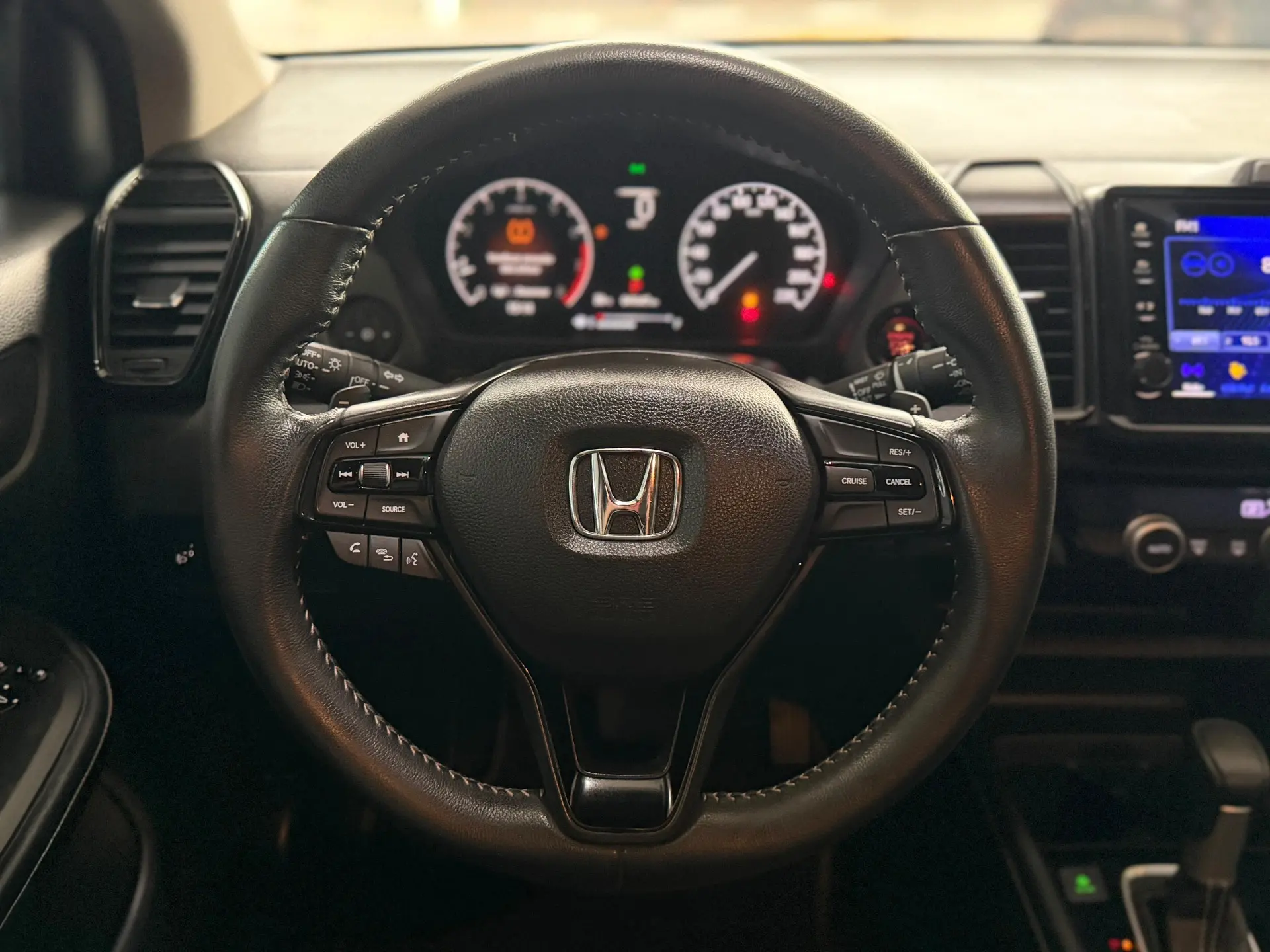 HONDA City Hatch - Foto