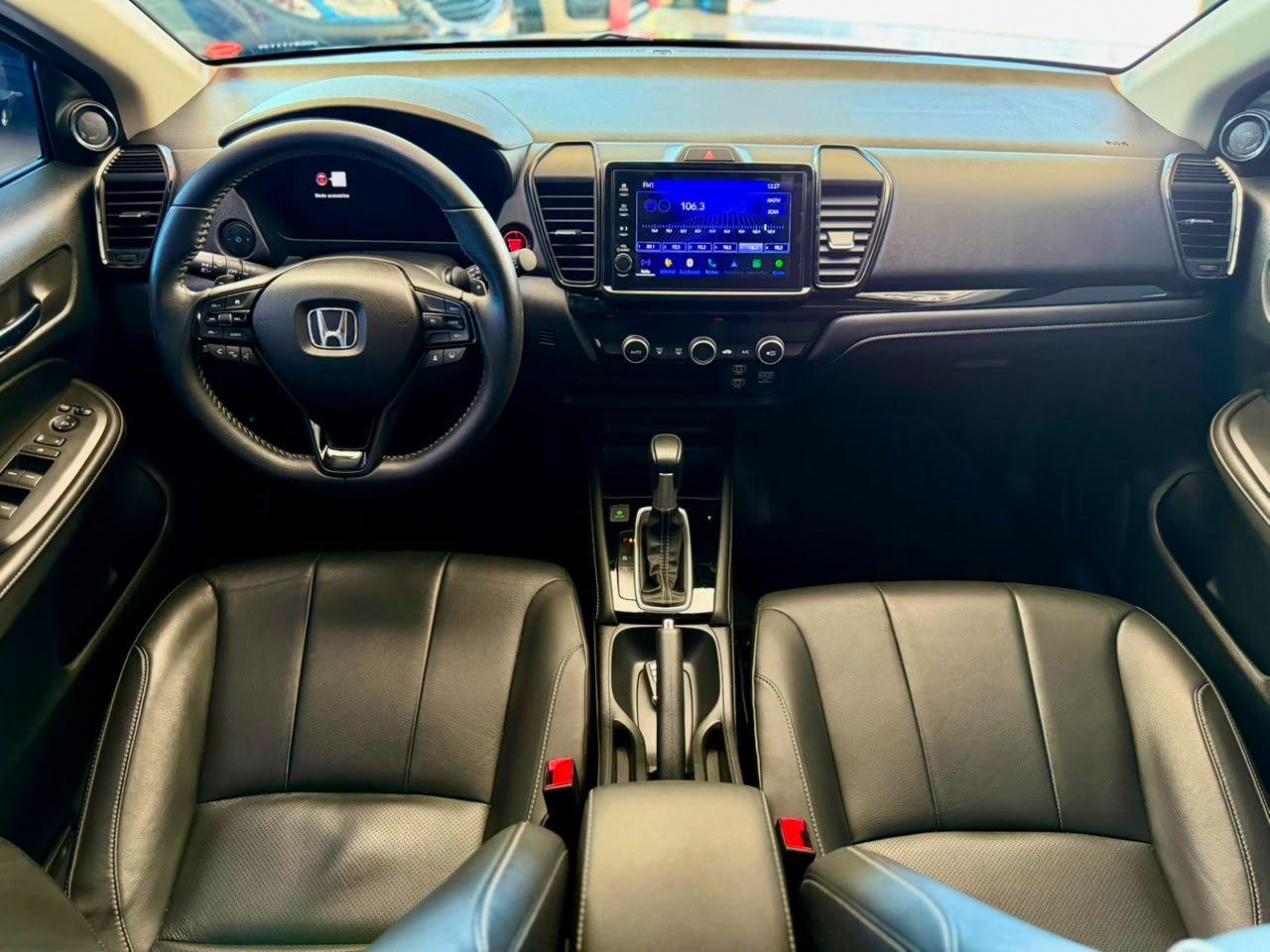 HONDA City Hatch - Foto