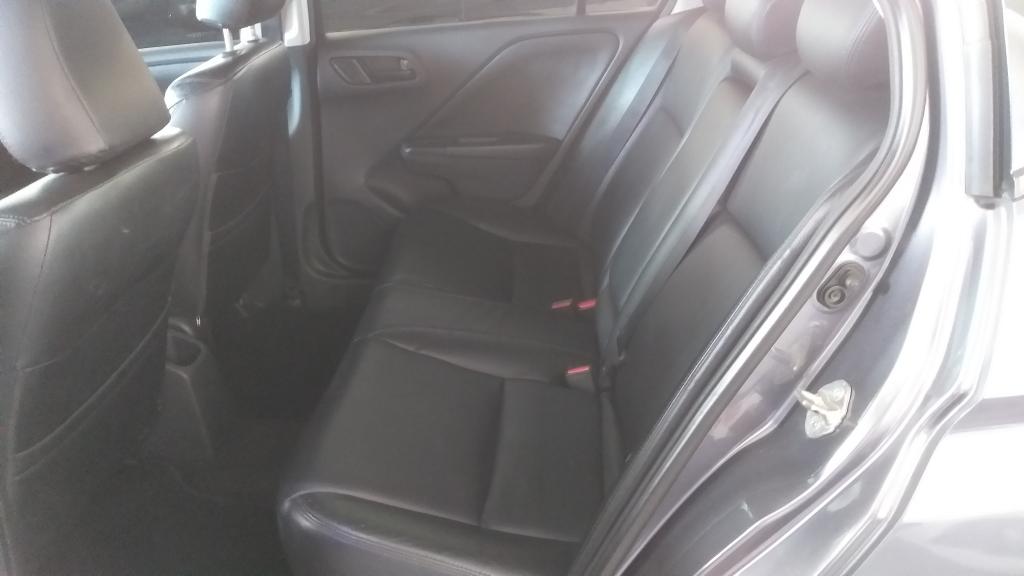 HONDA City Sedan - Foto