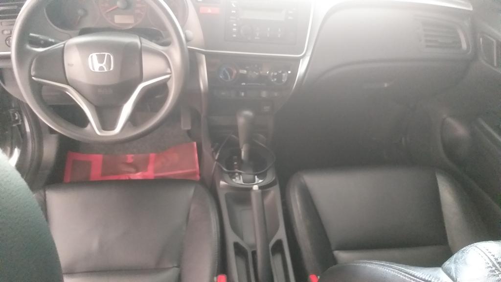 HONDA City Sedan - Foto