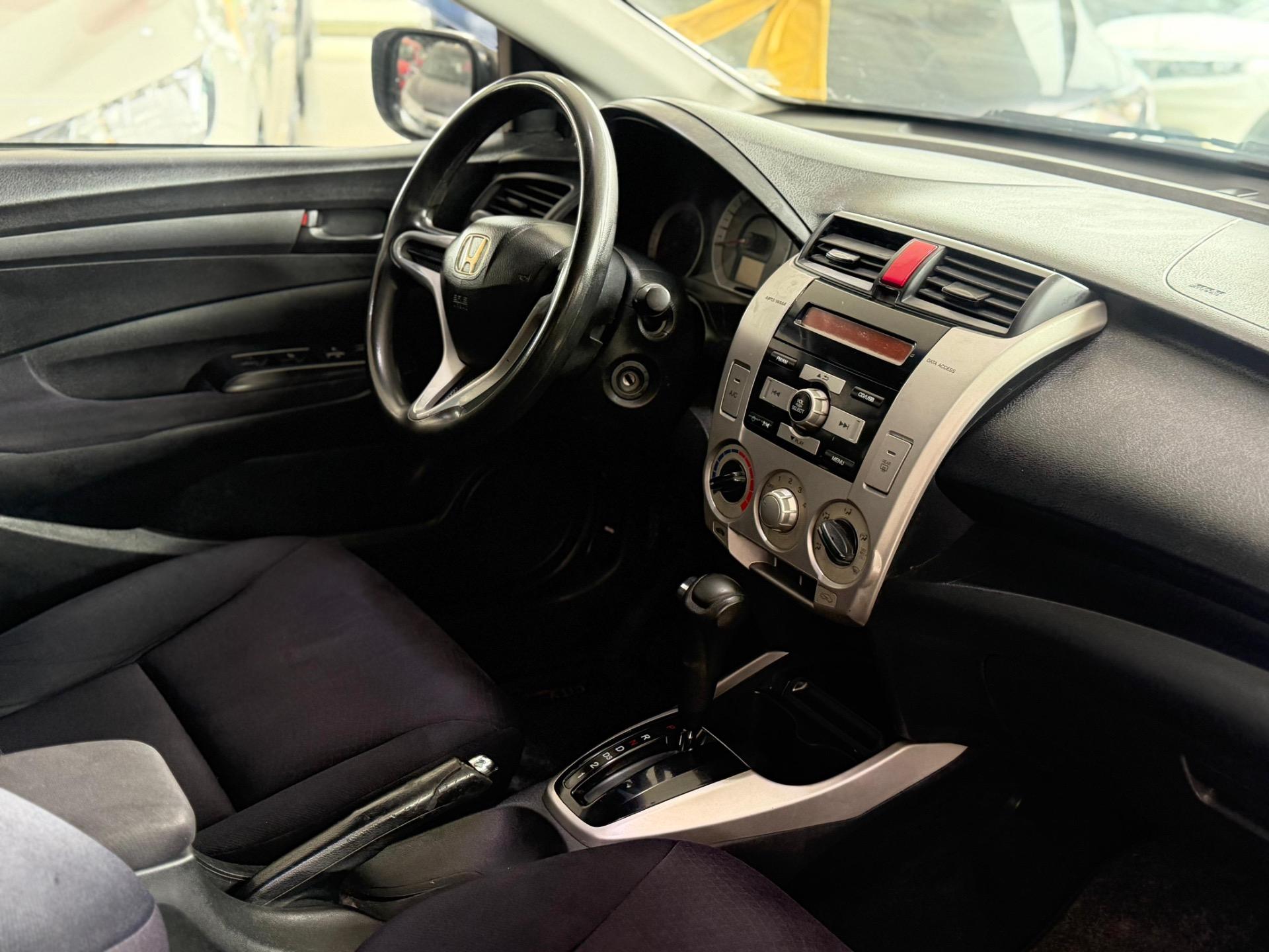 HONDA City Sedan - Foto