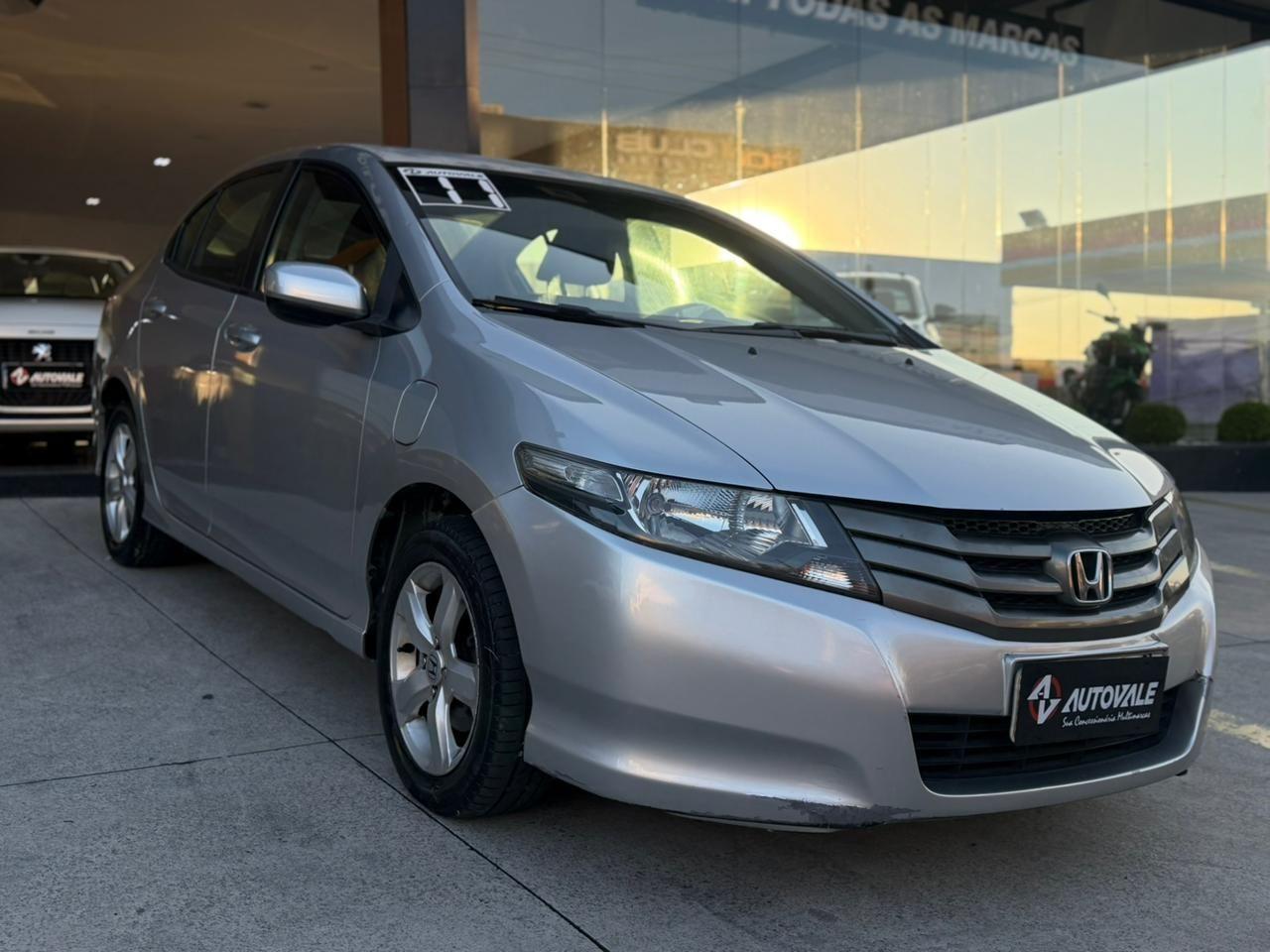 HONDA City Sedan - Foto