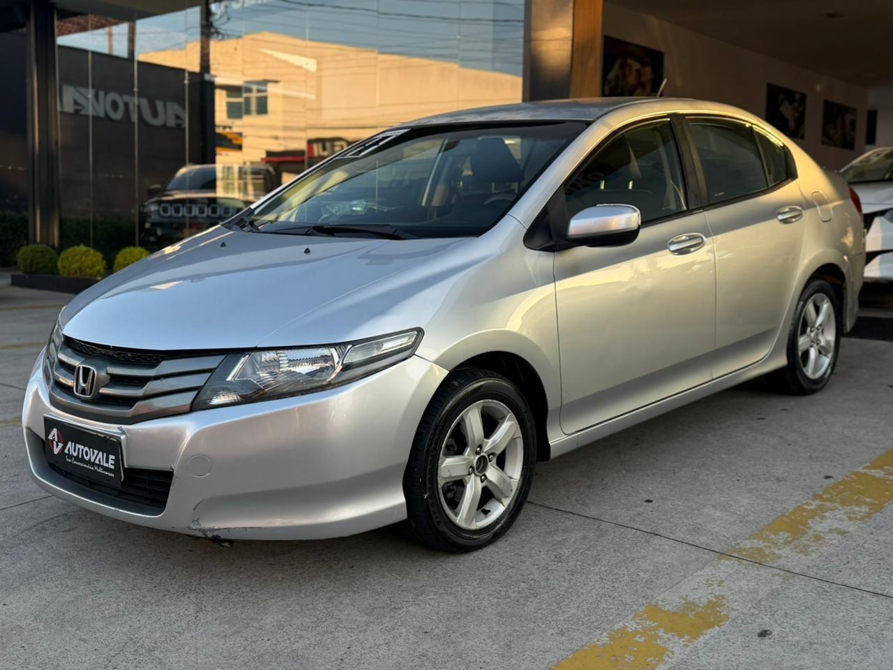 HONDA City Sedan - Foto