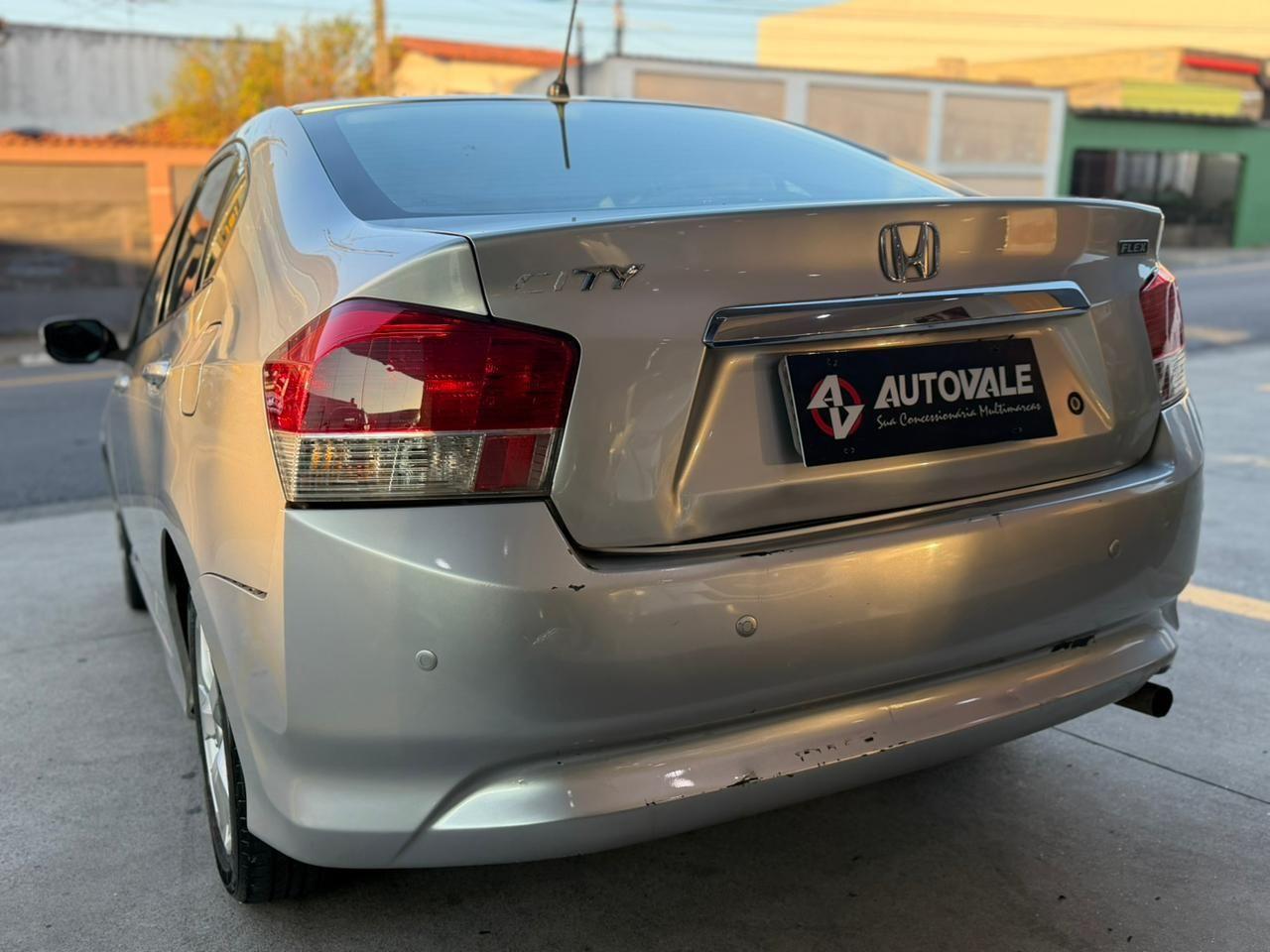 HONDA City Sedan - Foto