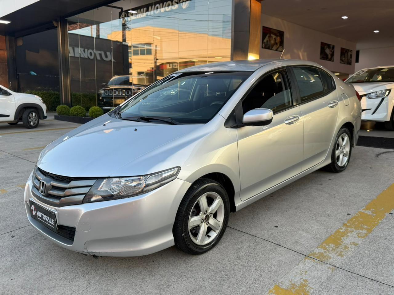 HONDA City Sedan - Foto