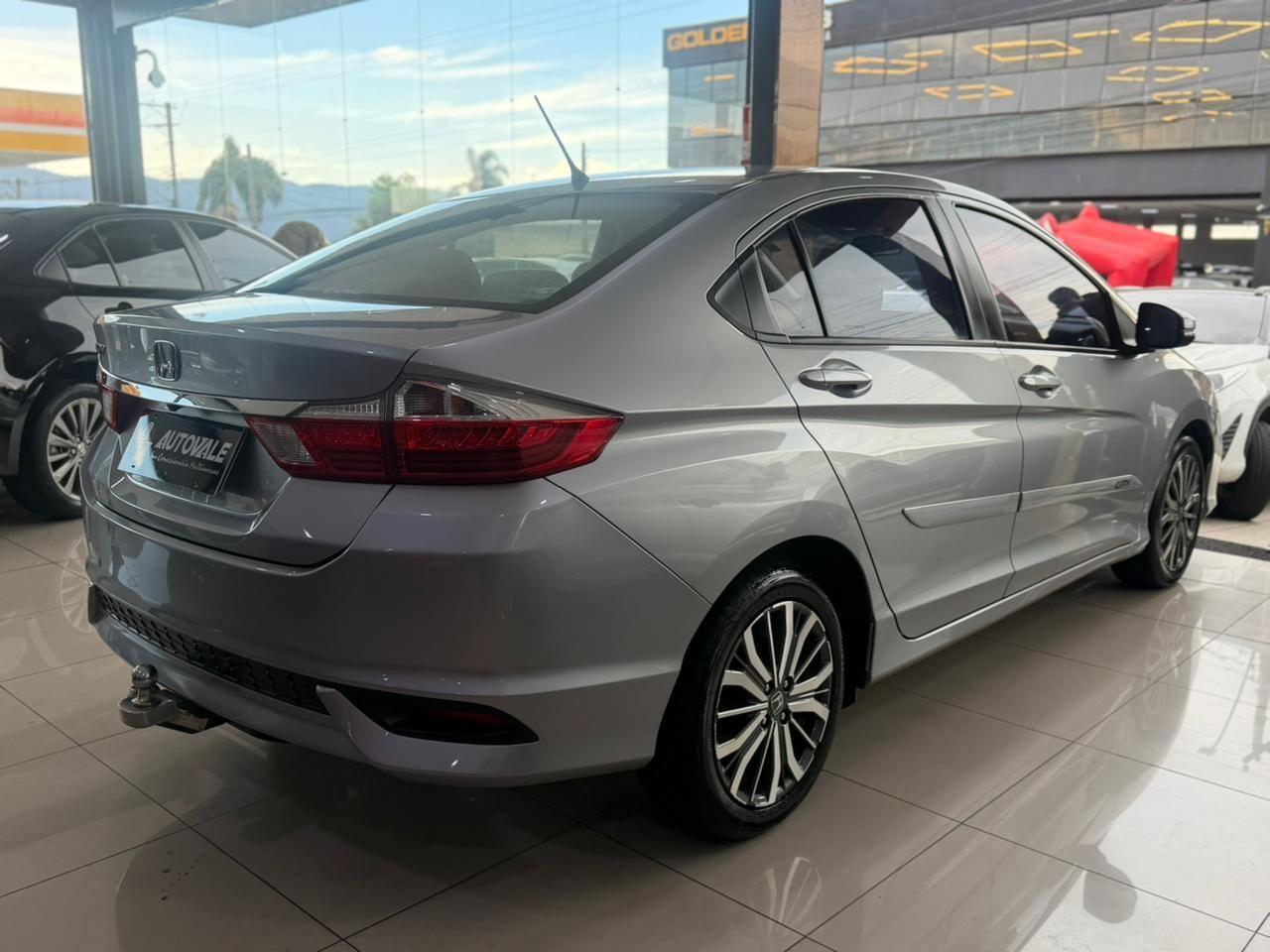 HONDA City Sedan - Foto