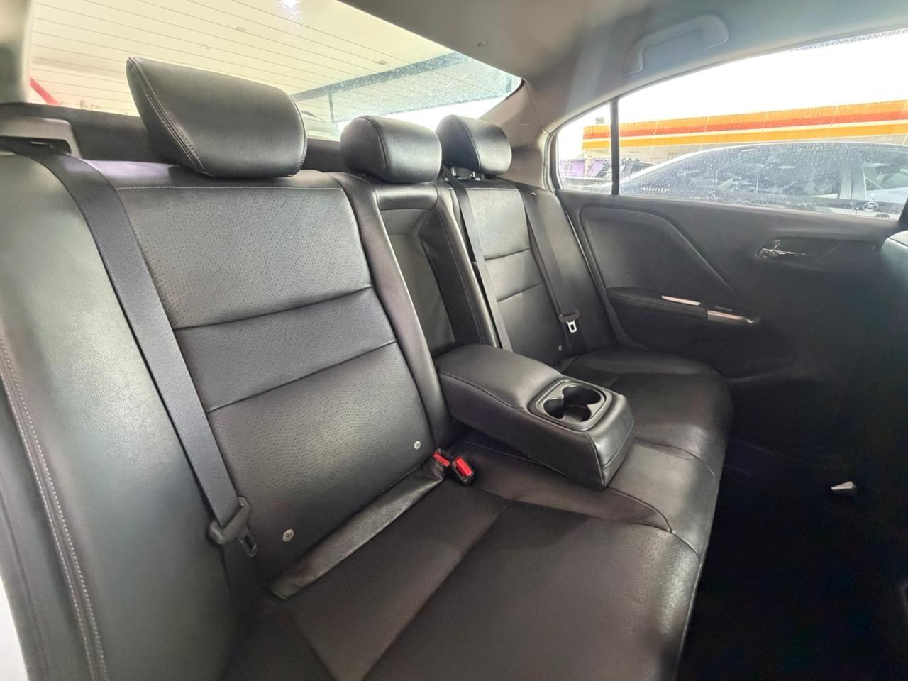 HONDA City Sedan - Foto