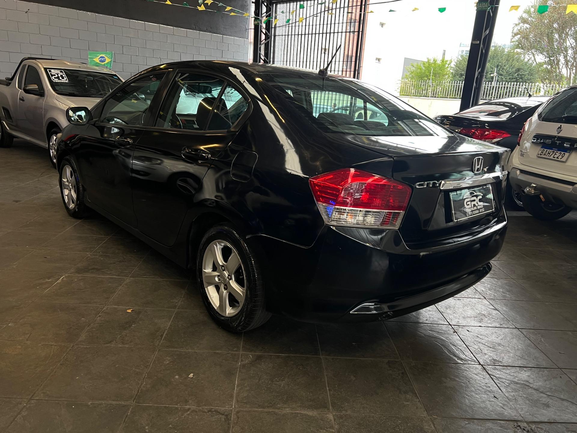 HONDA City Sedan - Foto