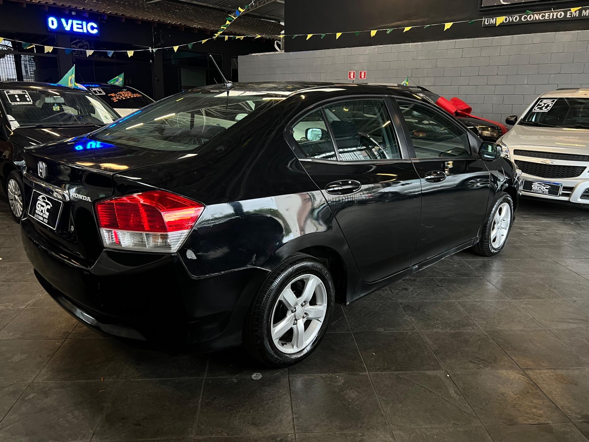 HONDA City Sedan - Foto