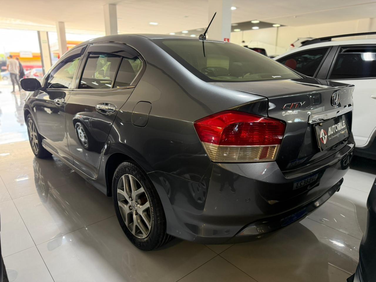 HONDA City Sedan - Foto