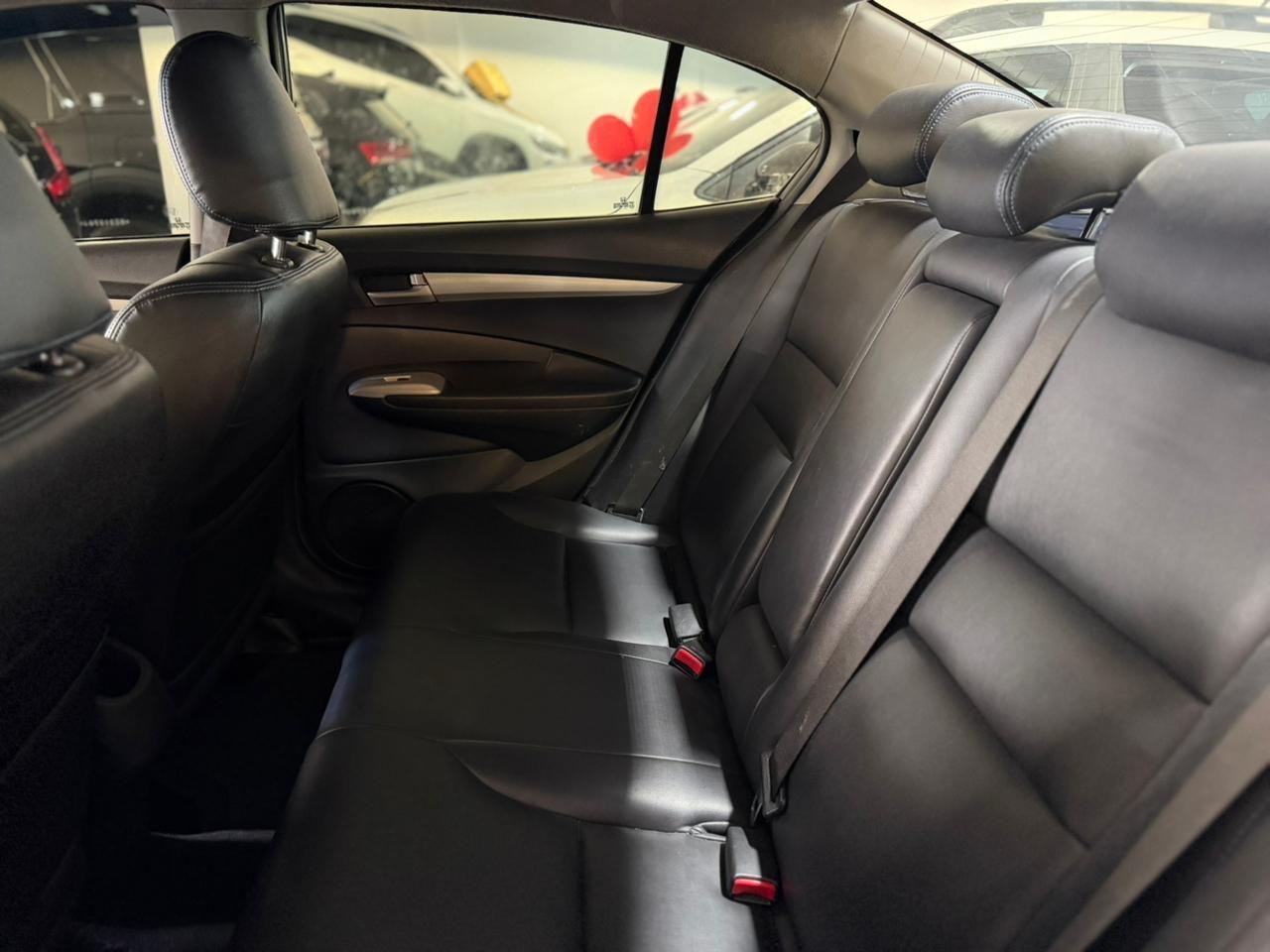 HONDA City Sedan - Foto