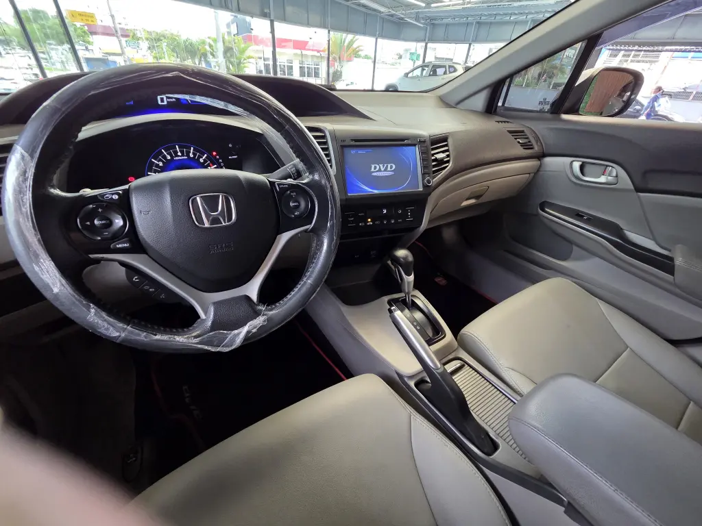 HONDA Civic - Foto