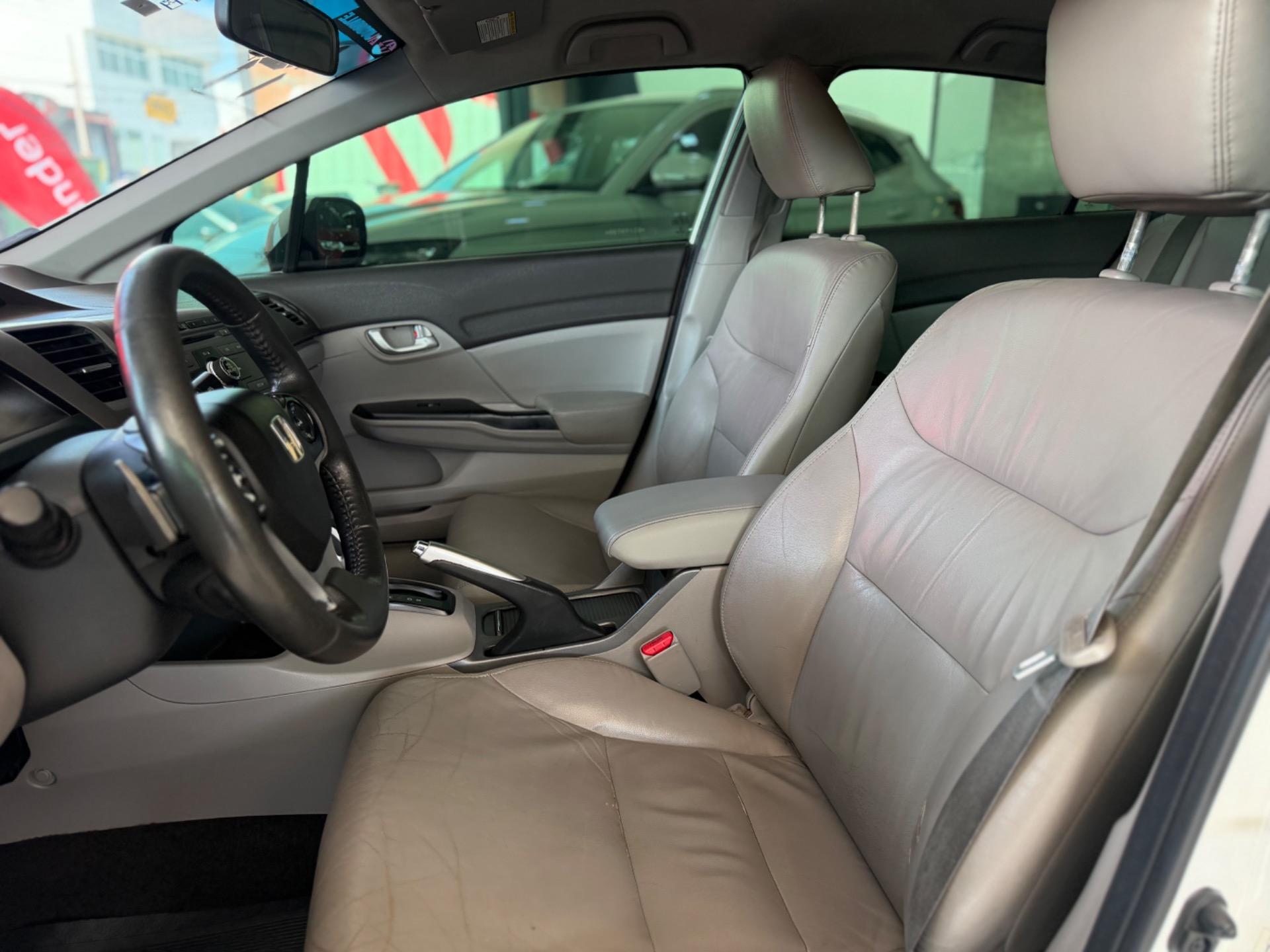 HONDA Civic - Foto