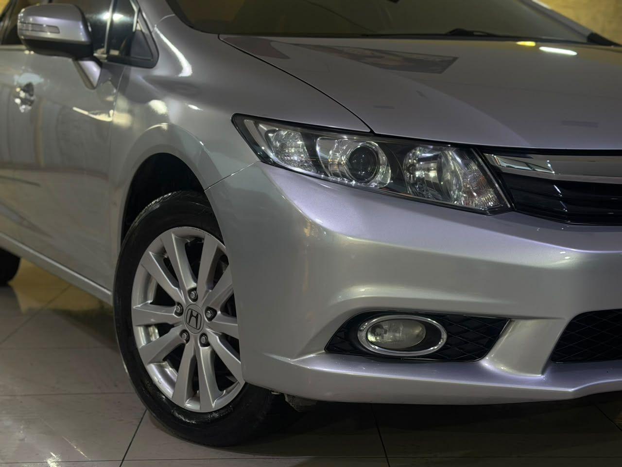 HONDA Civic - Foto