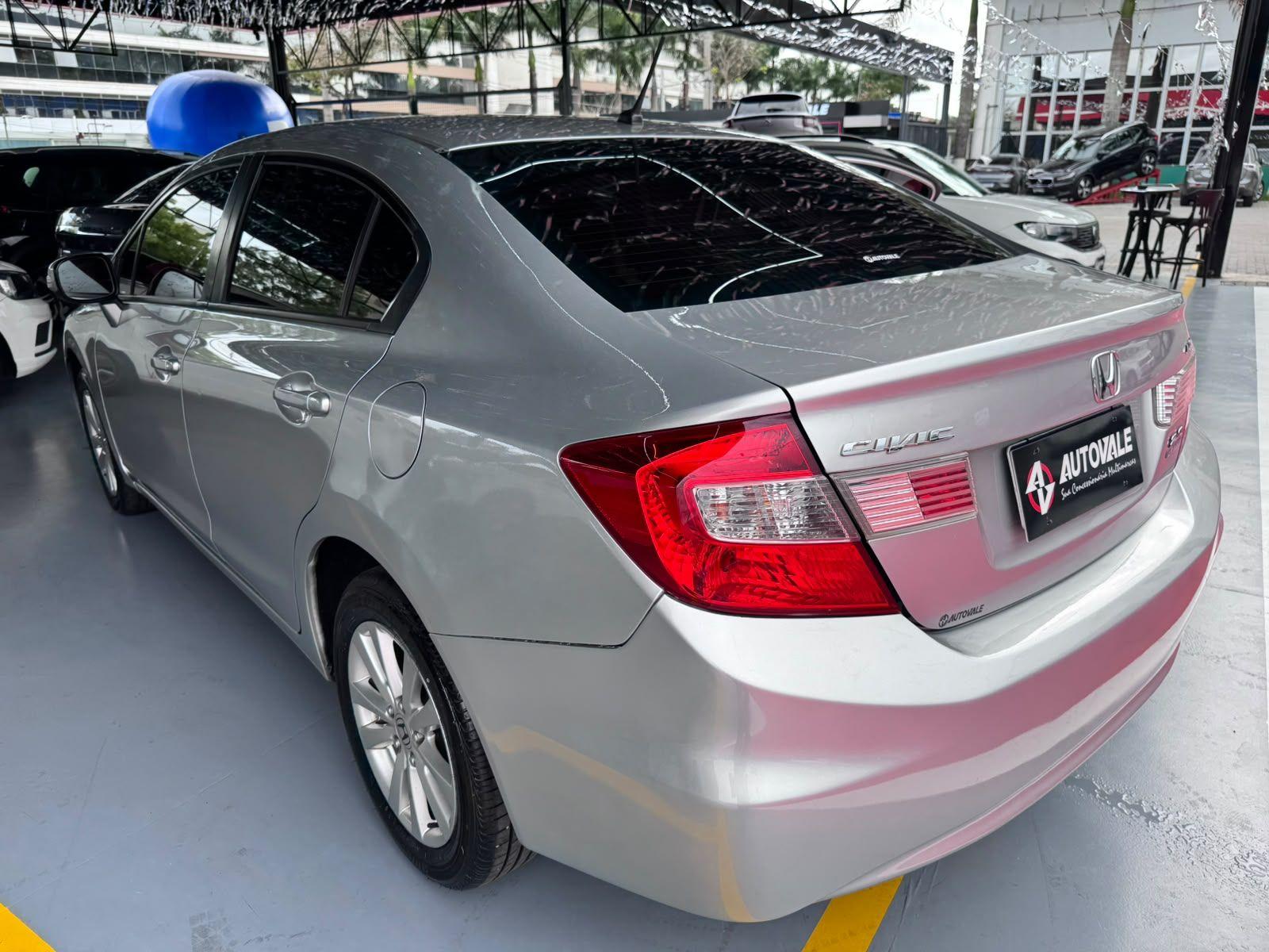 HONDA Civic - Foto
