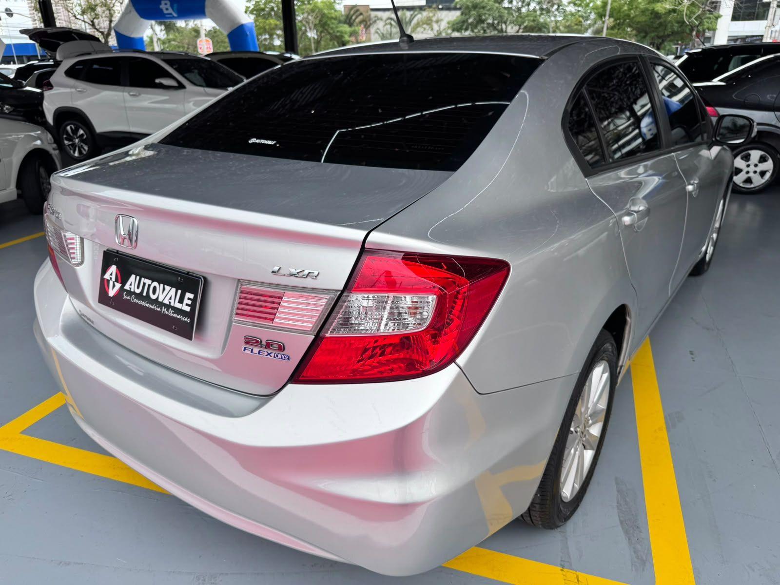 HONDA Civic - Foto