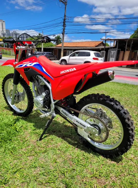 HONDA CRF 250 - Foto