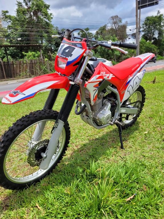HONDA CRF 250 - Foto