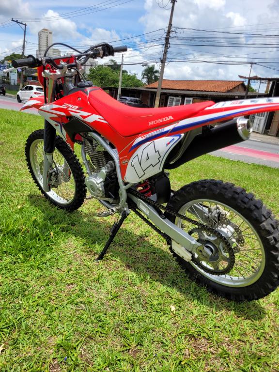 HONDA CRF 250 - Foto