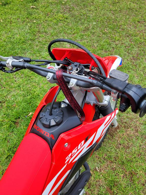 HONDA CRF 250 - Foto