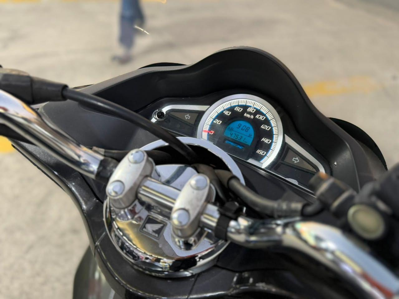 HONDA PCX 150 - Foto
