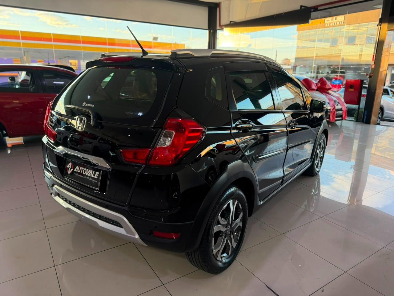HONDA WR-V - Foto