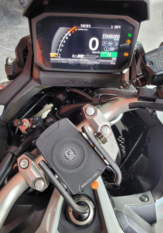 HONDA X-ADV 750 - Foto