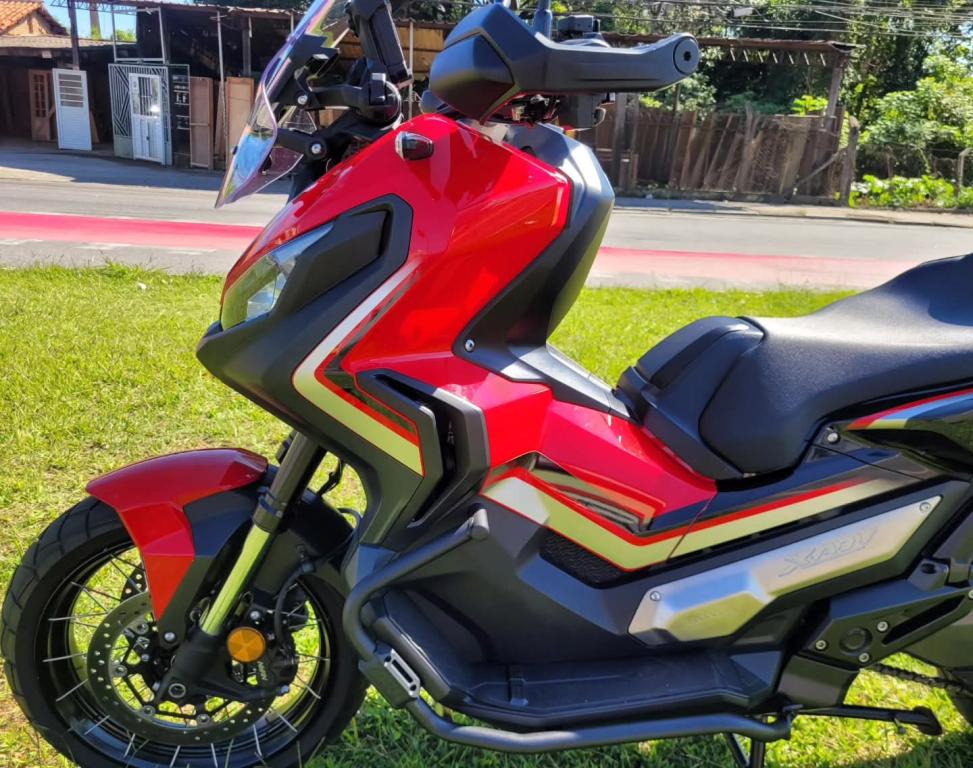 HONDA X-ADV 750 - Foto