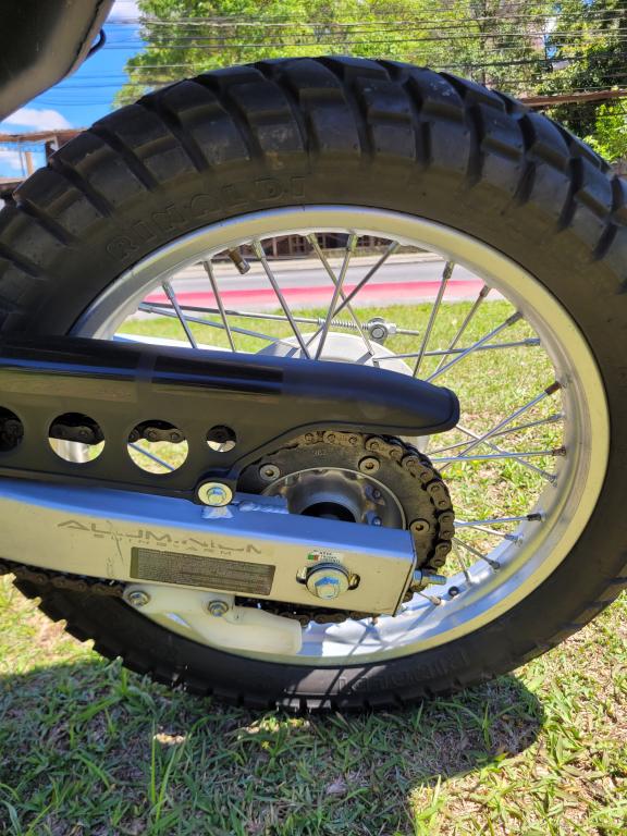 HONDA XR Tornado 250 - Foto