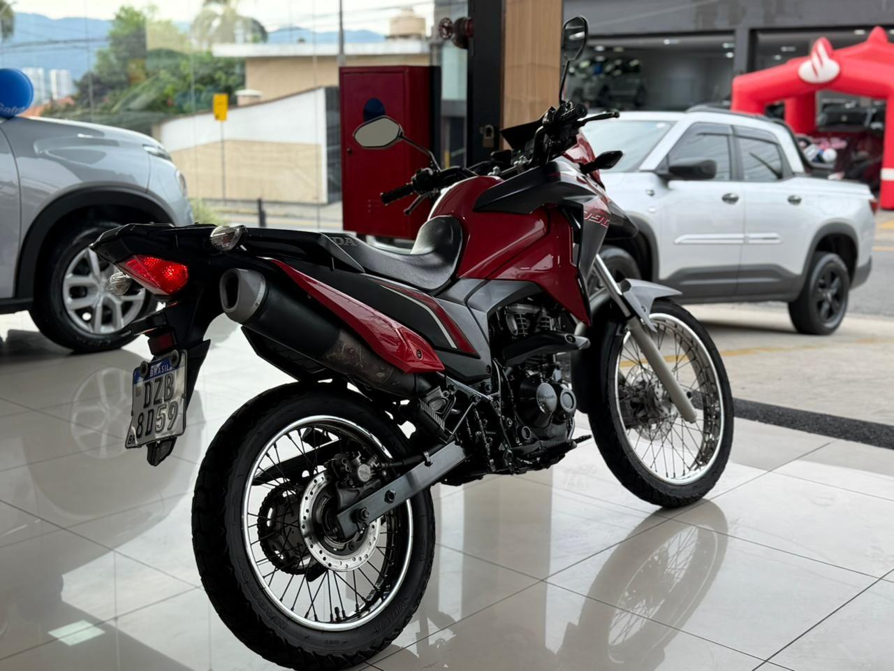 HONDA XRE 190 - Foto