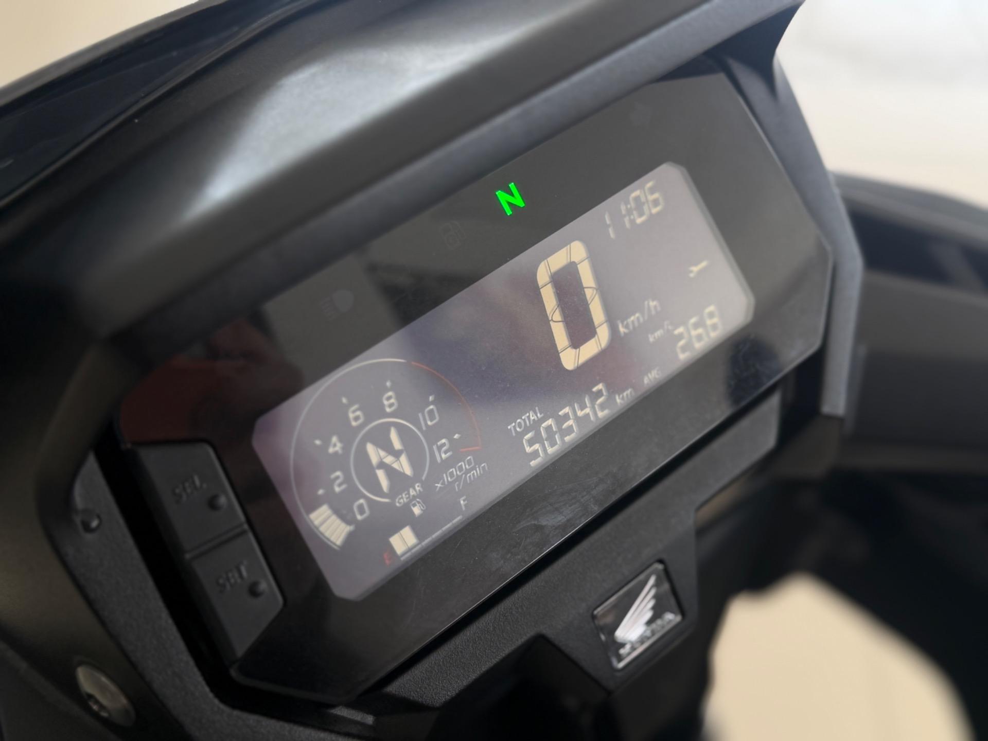 HONDA XRE 300 - Foto