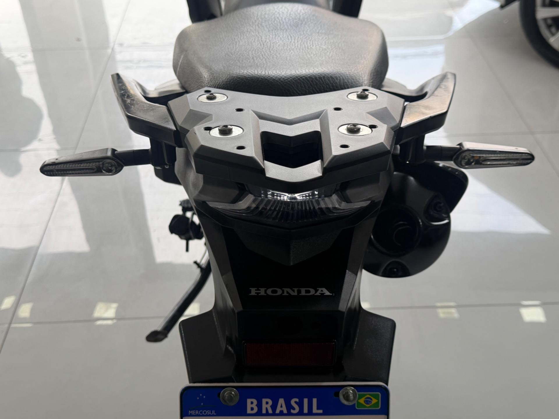 HONDA XRE 300 - Foto