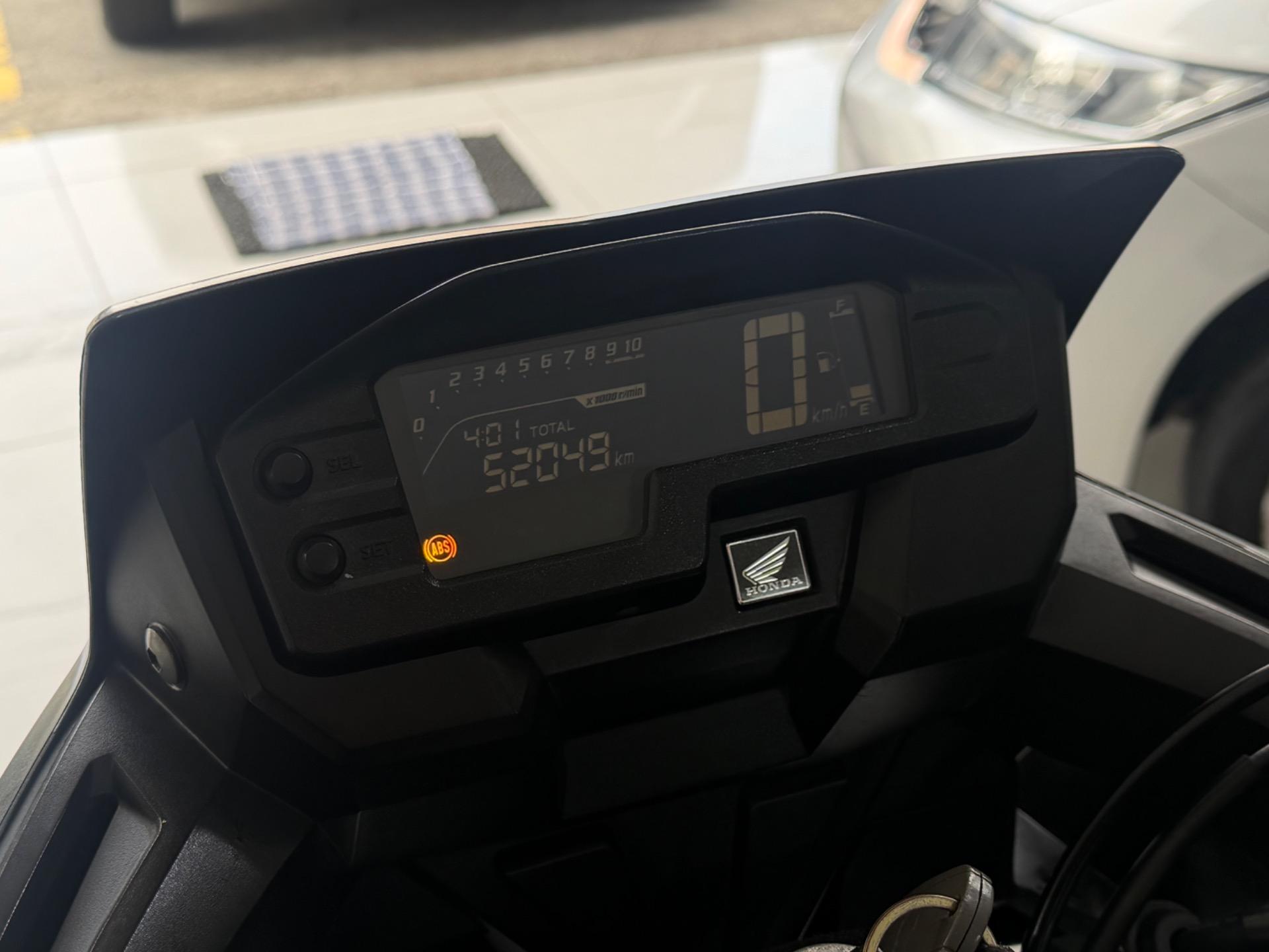 HONDA XRE 300 - Foto