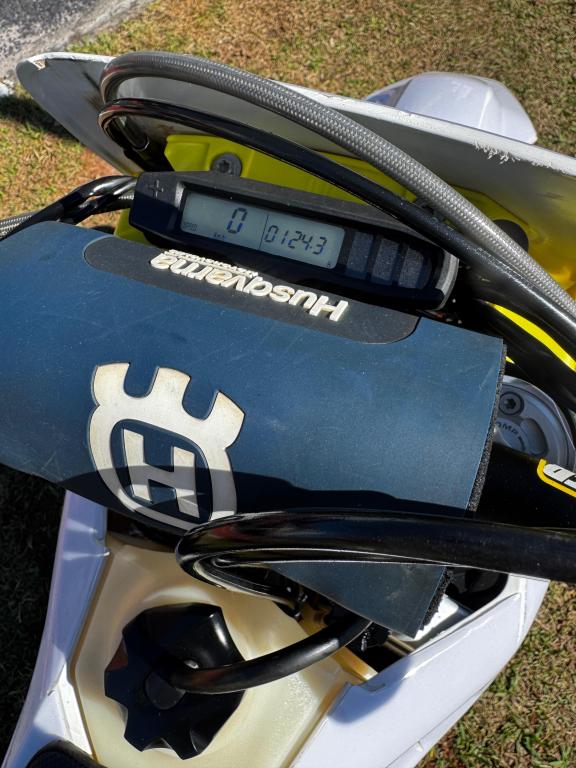 HUSQVARNA TE 300 - Foto