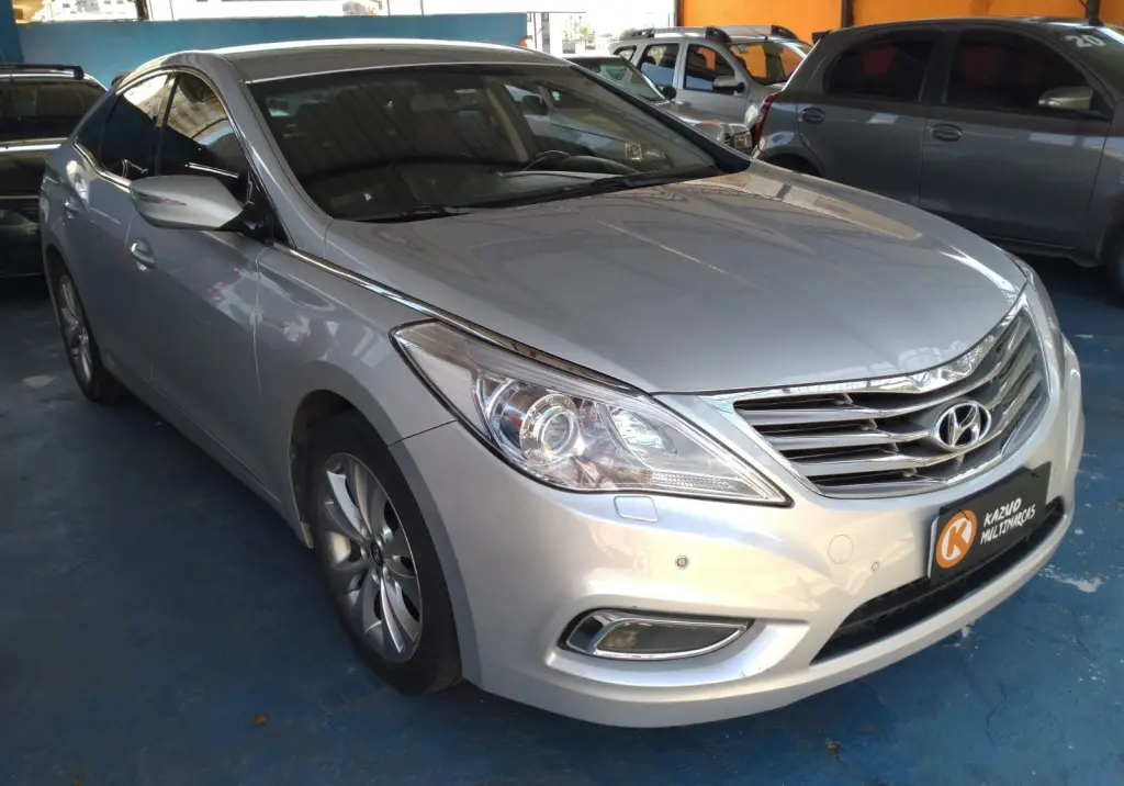 HYUNDAI Azera