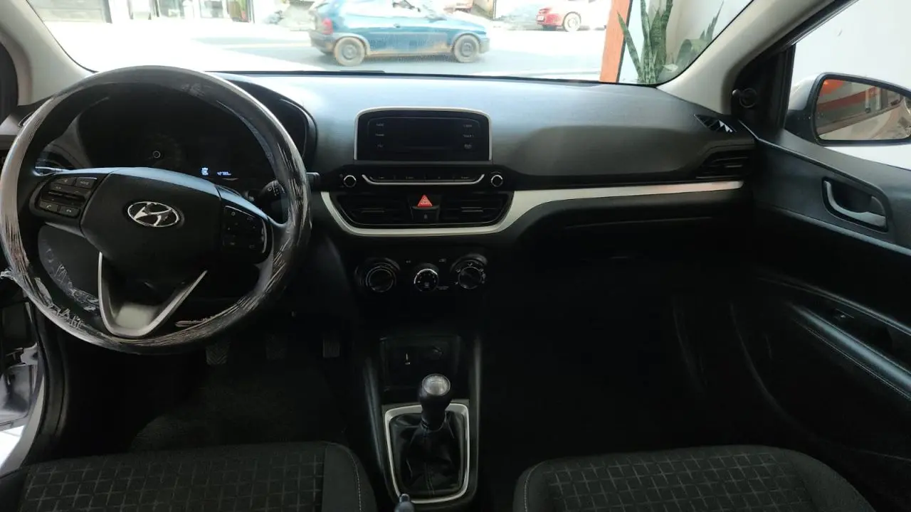 HYUNDAI HB 20 Hatch - Foto