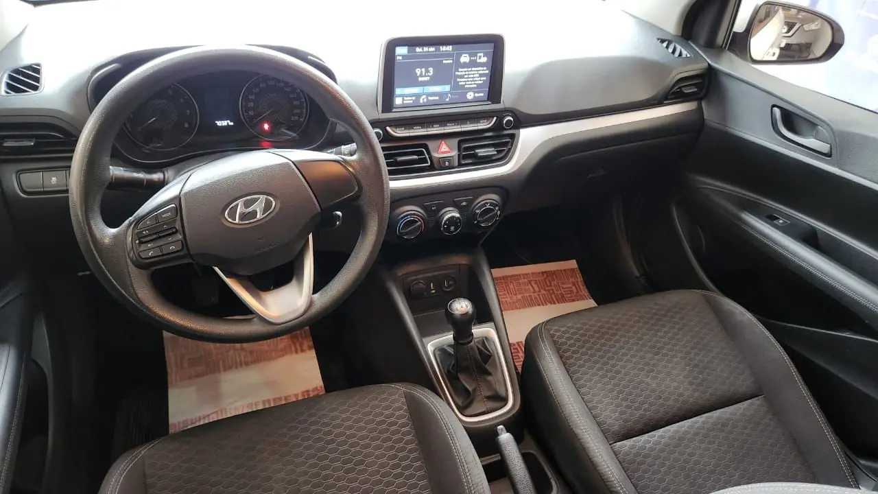 HYUNDAI HB 20 Hatch - Foto