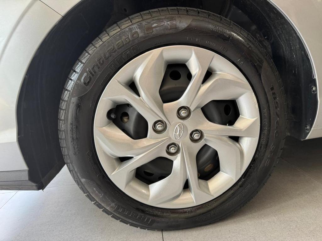 HYUNDAI HB 20 Hatch - Foto