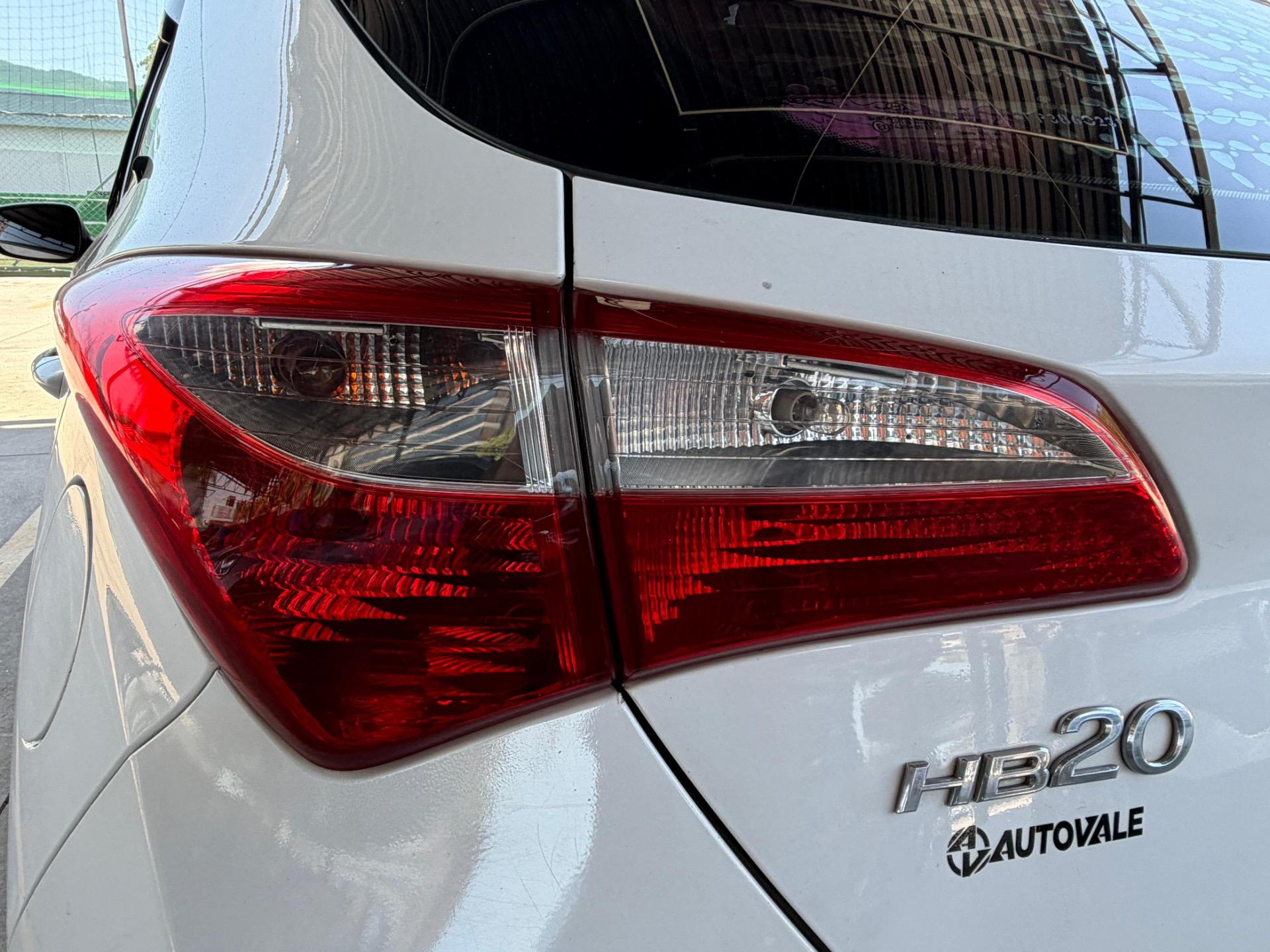 HYUNDAI HB 20 Hatch - Foto