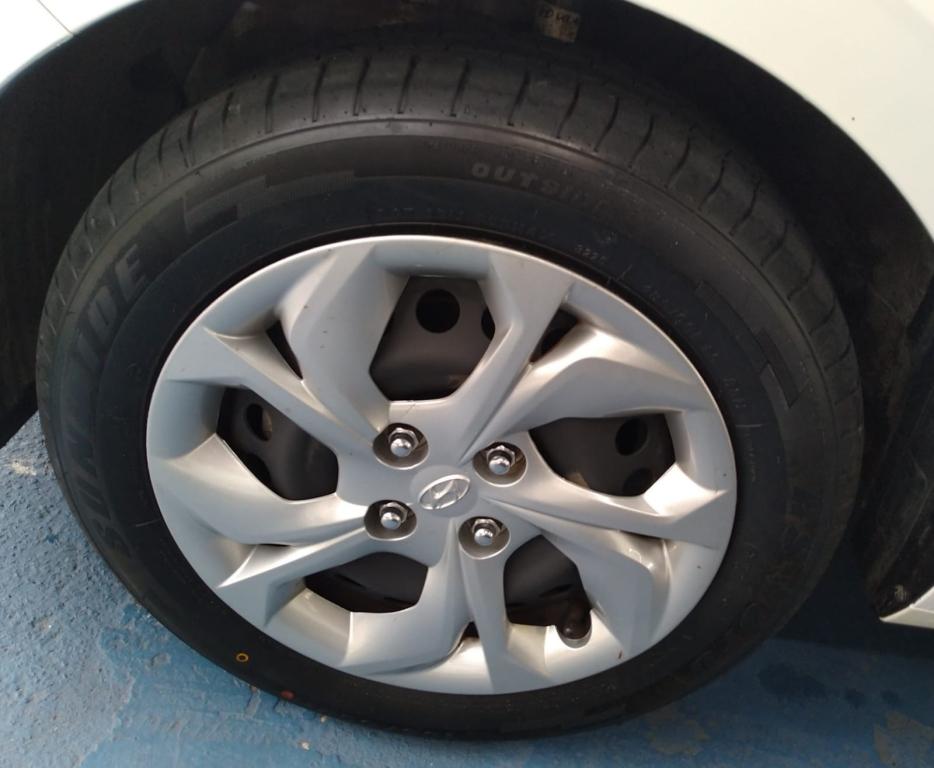 HYUNDAI HB 20 Hatch - Foto