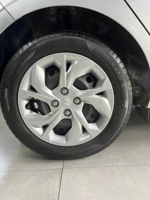 HYUNDAI HB 20 Hatch - Foto