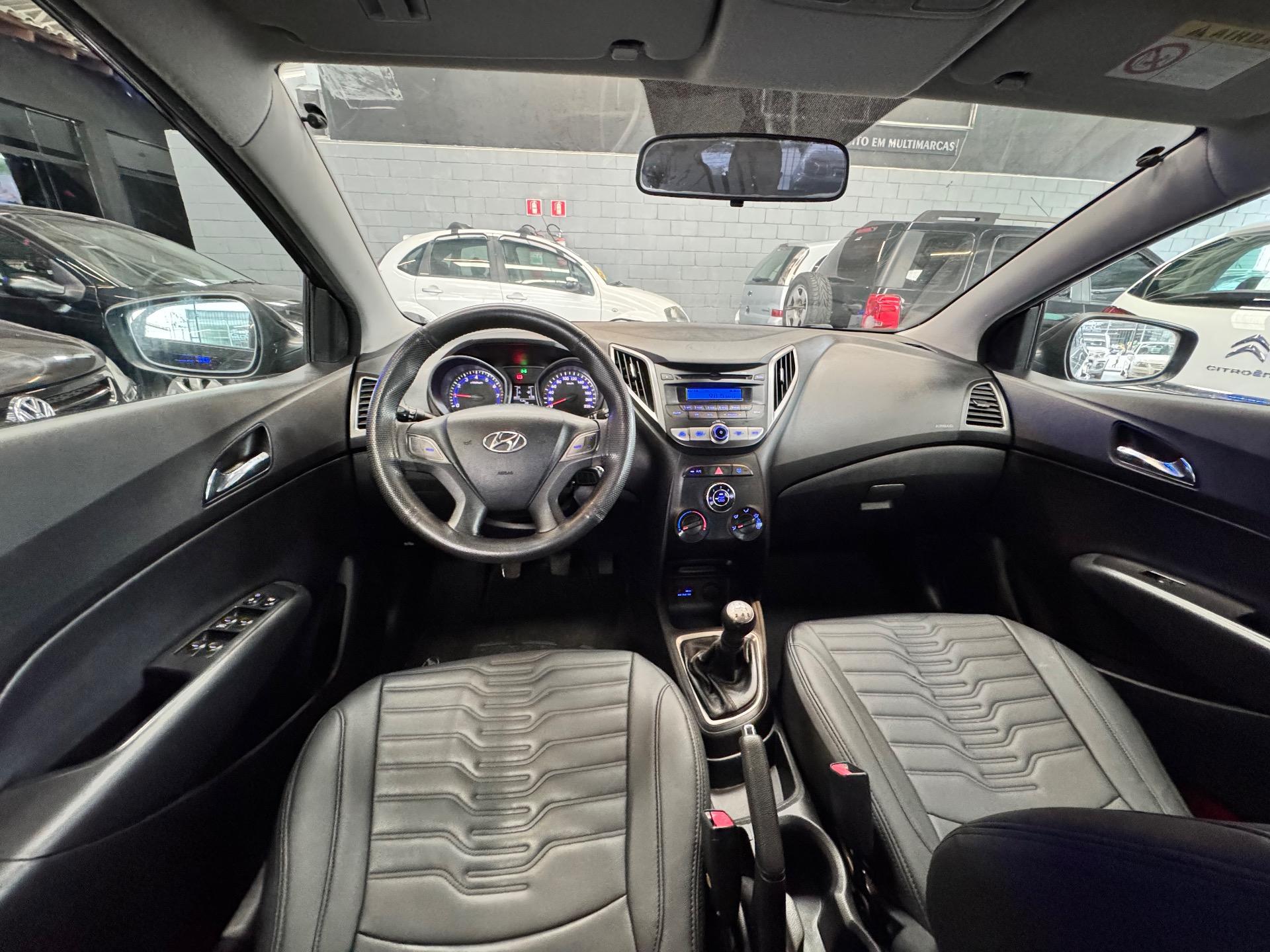 HYUNDAI HB 20 Hatch - Foto