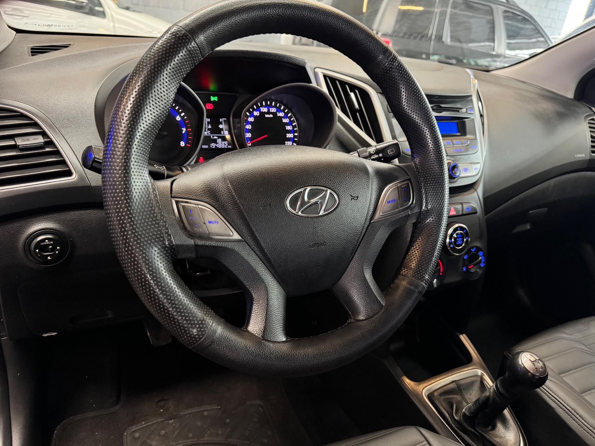 HYUNDAI HB 20 Hatch - Foto