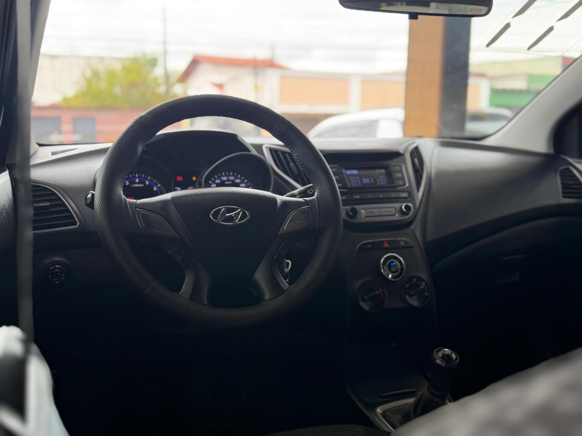 HYUNDAI HB 20 Hatch - Foto