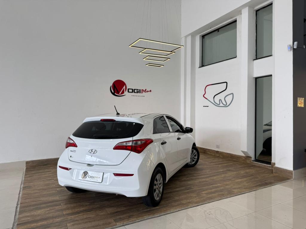 HYUNDAI HB 20 Hatch - Foto