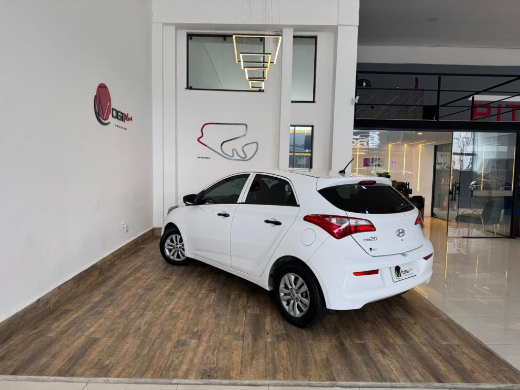 HYUNDAI HB 20 Hatch - Foto