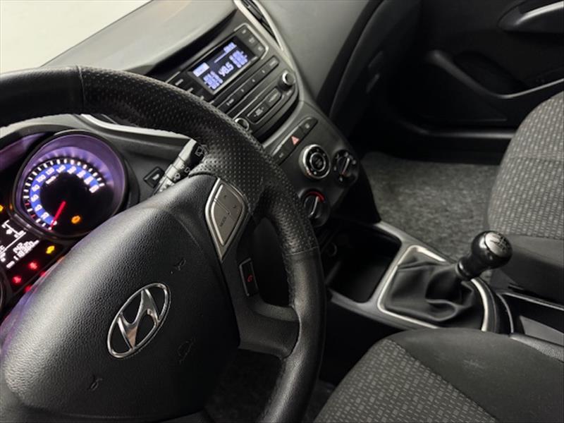 HYUNDAI HB 20 Hatch - Foto